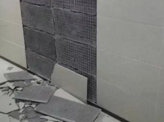 曹妃甸瓷砖空鼓维修公司分享下曹妃甸墙砖松动维修的知识